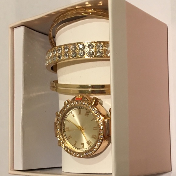 Gold Colored Watch with Jewels - Picture 6 of 6